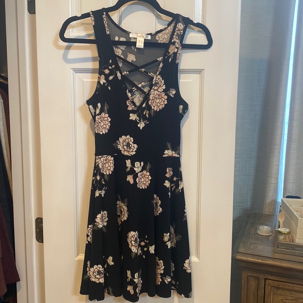 Black floral print mini dress